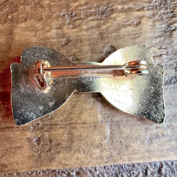 Vintage Petite Teal Green Enamel Bow Brooch Pin Gold Tone - Picture 4 of 8